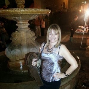 Meet your Posher, Debra